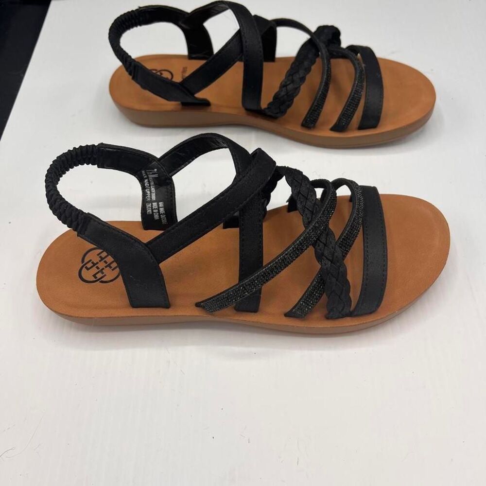 Daisy-fuentes Women's Black Sandals